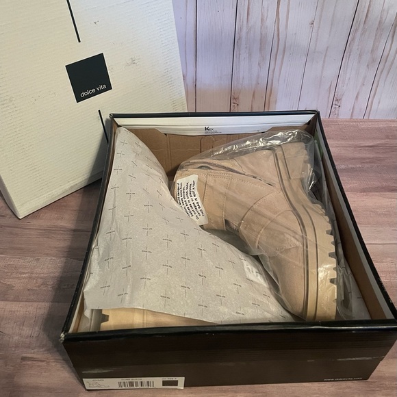 NEW in BOX Dolce Vita AVARI Dune Suede tan size 7 LEATHER combat Boots MSRP $160 - Picture 7 of 16